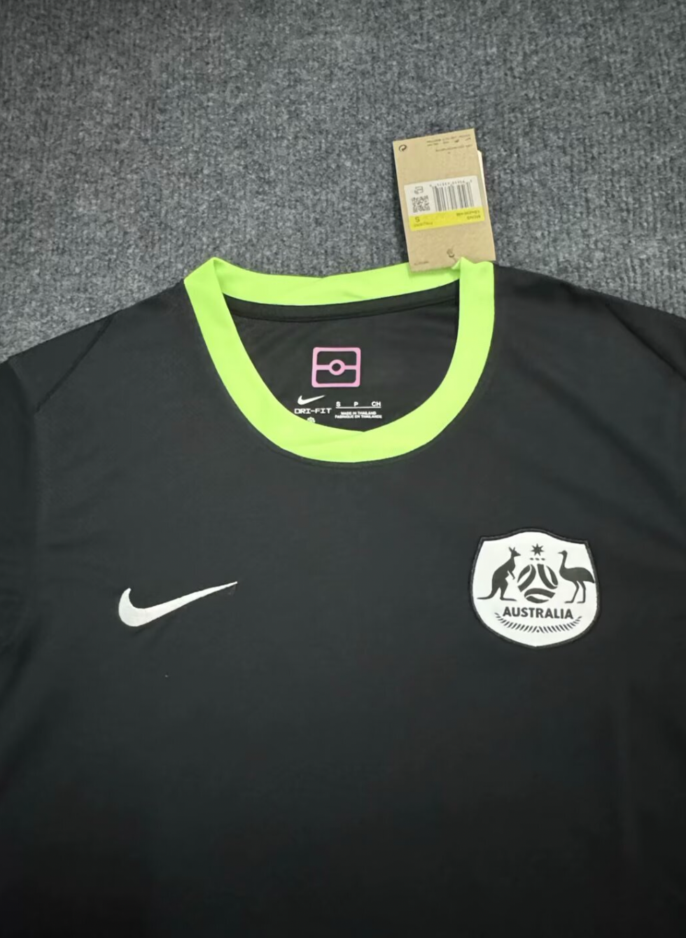 Australia 2026 World Cup away jersey