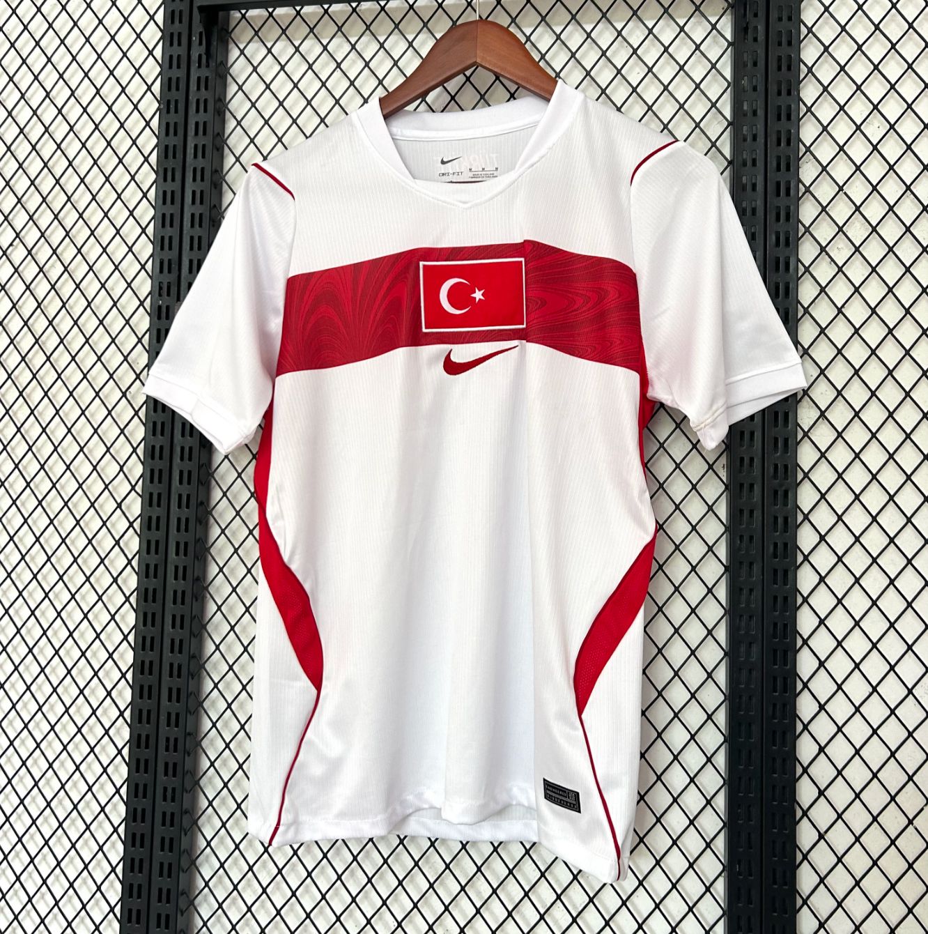 Turkey 2026 World Cup away jersey