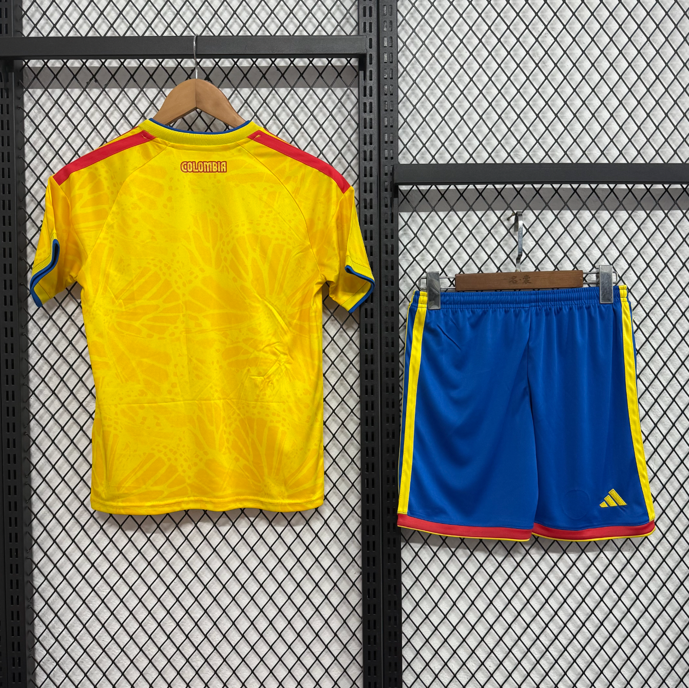 Camiseta infantil local Colombia 2026/2027