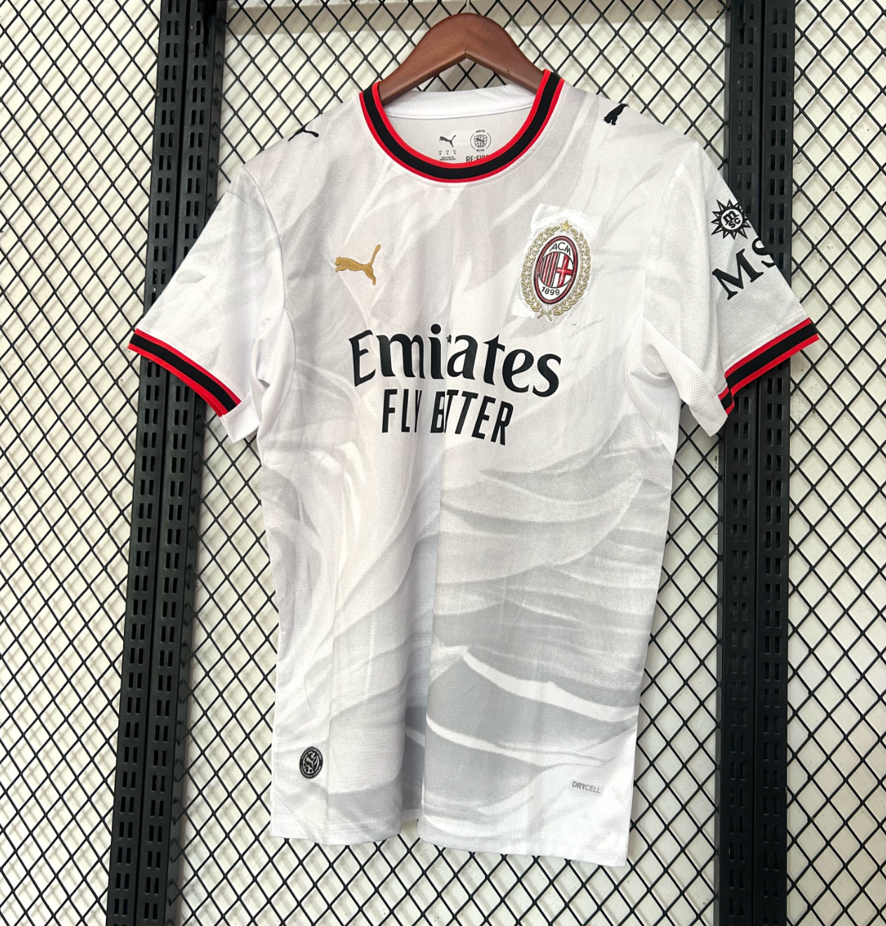 Camiseta de visitante del AC Milan 2026/2027