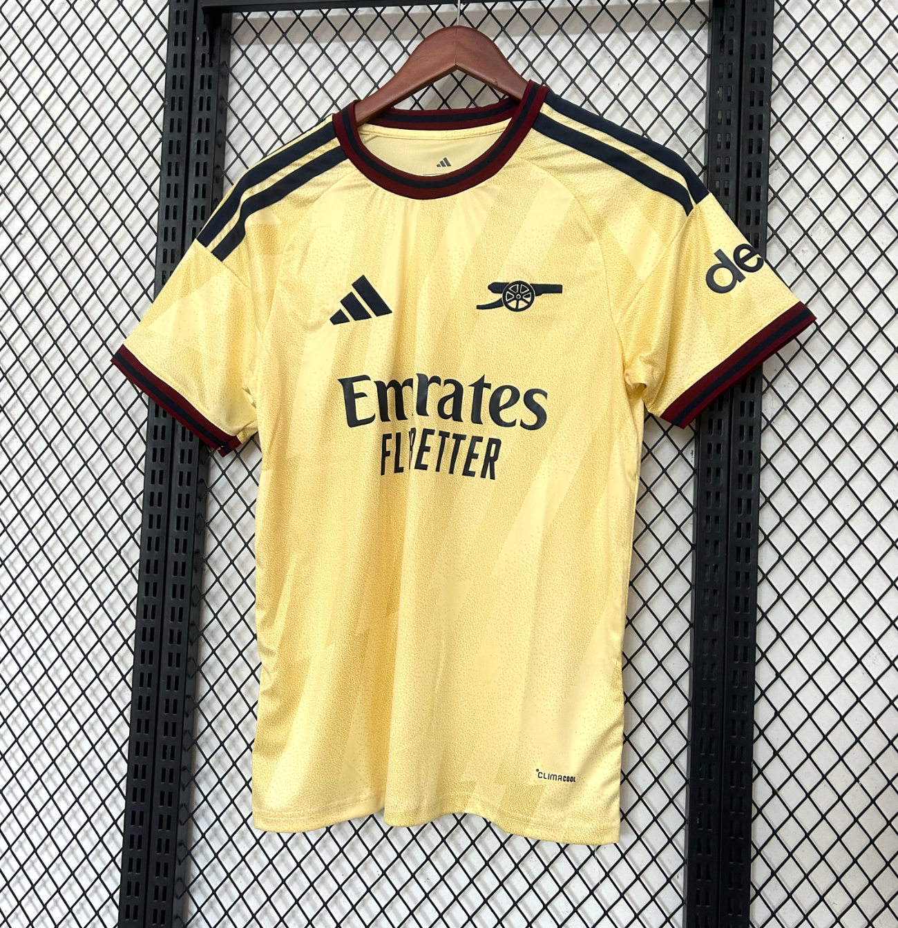 Tercera camiseta del Arsenal 2026/2027