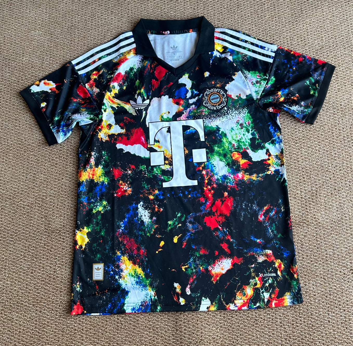 Camisola Bayern Munique Oktoberfest 2026/2027