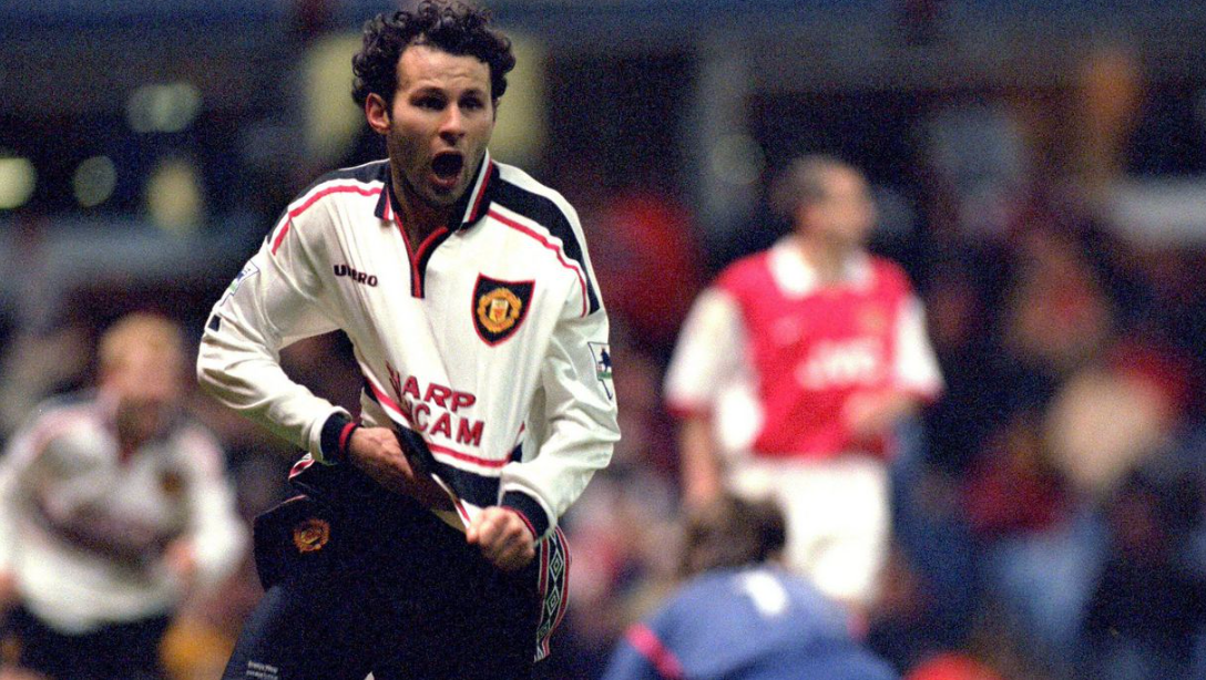 Manchester United 1997–1998 Langarm Auswärtstrikot