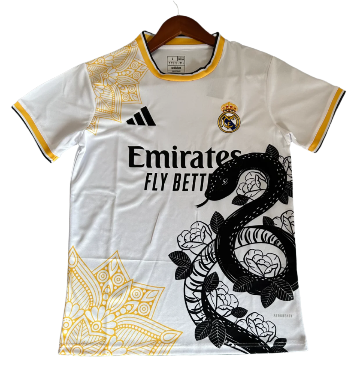 Camiseta Serpiente Edición Especial Real Madrid 2025 / 2026
