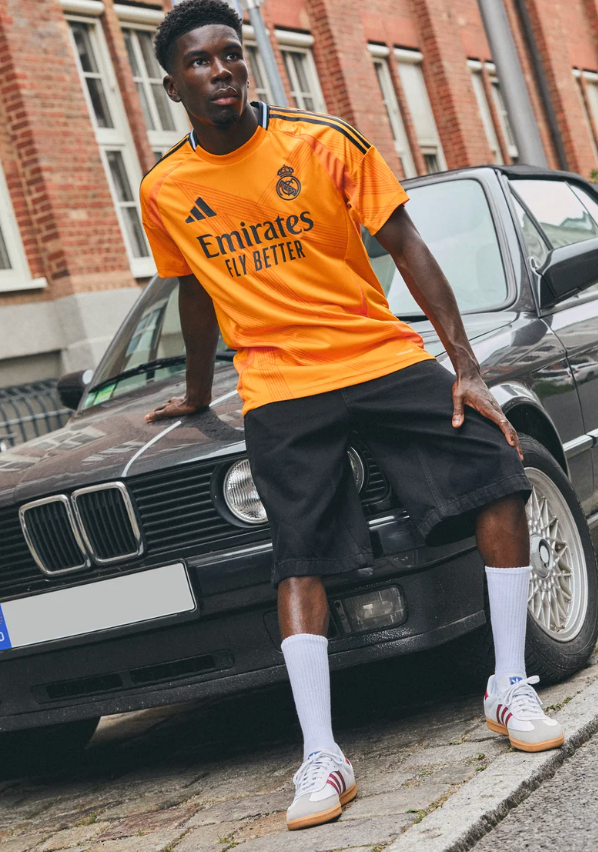 Kit Trasferta Real Madrid 2024/2025 Arancione