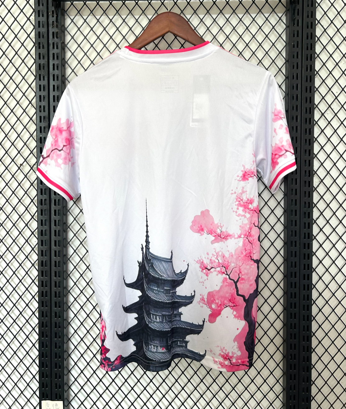 Japan Roze Draak Wit Shirt 2025/2026 Editie