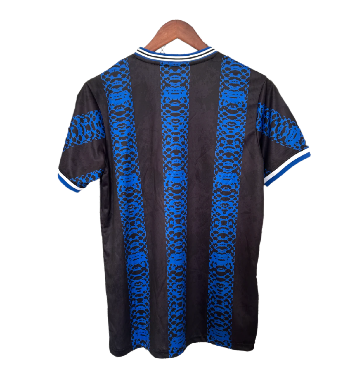 Inter Milão Camisola Cobra 24/25