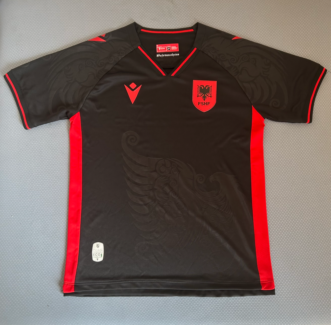 Camisola fora da Albânia 2025/2026 (Preta)
