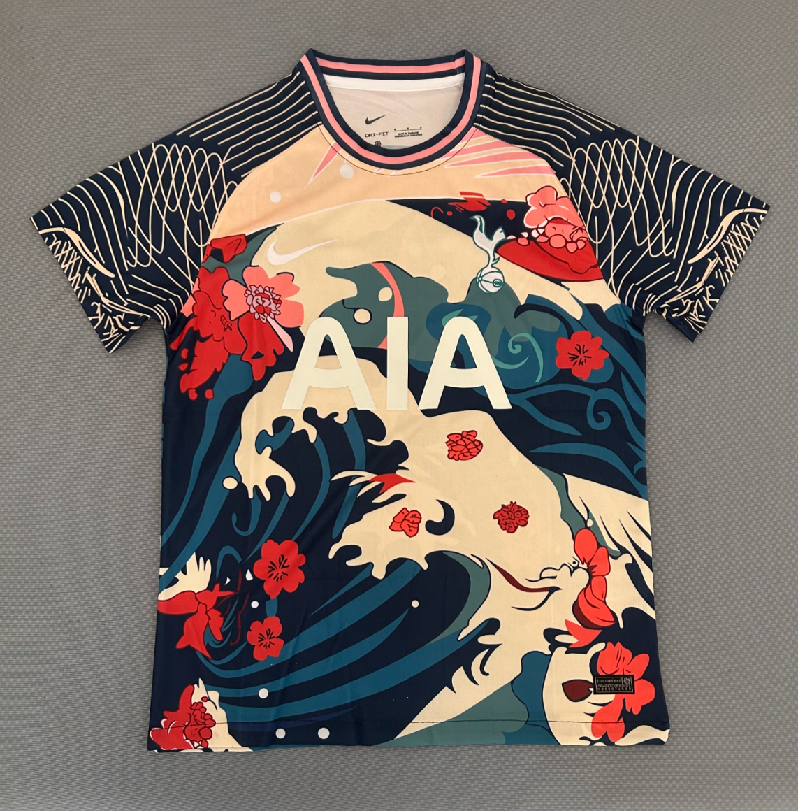 Tottenham Hotspur 2025/2026 Waves Speciale Editie Shirt