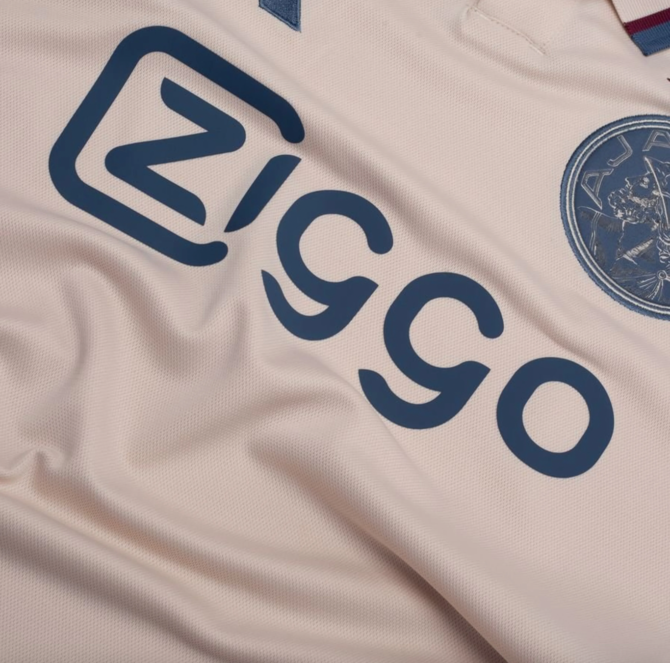 Tercer uniforme de visitante Ajax 2025/2026