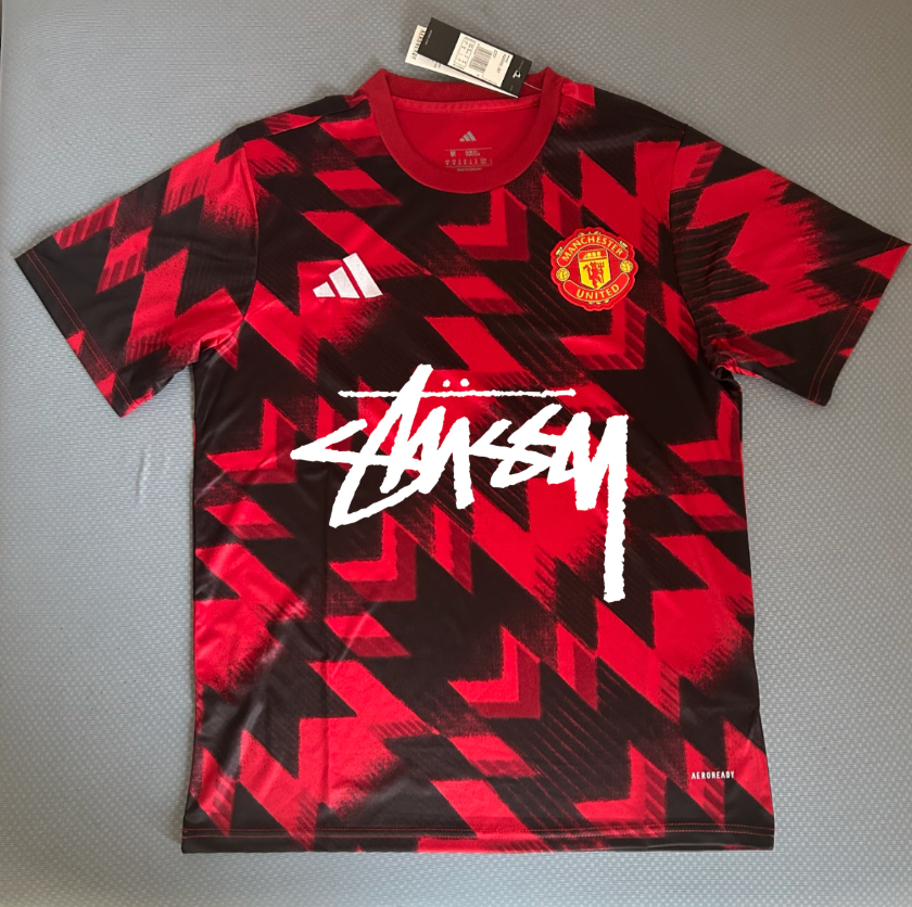 Manchester United x Stussy Sonderedition 2026 Trikot