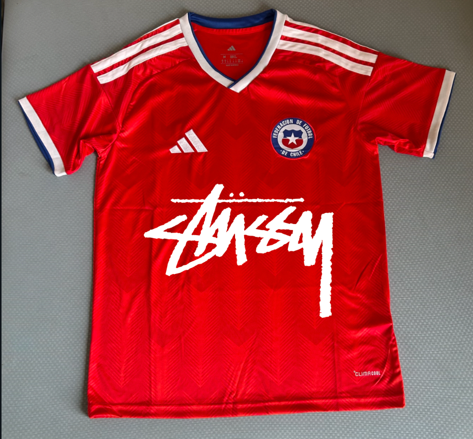 Edición especial Chile x Stussy 2025/2026