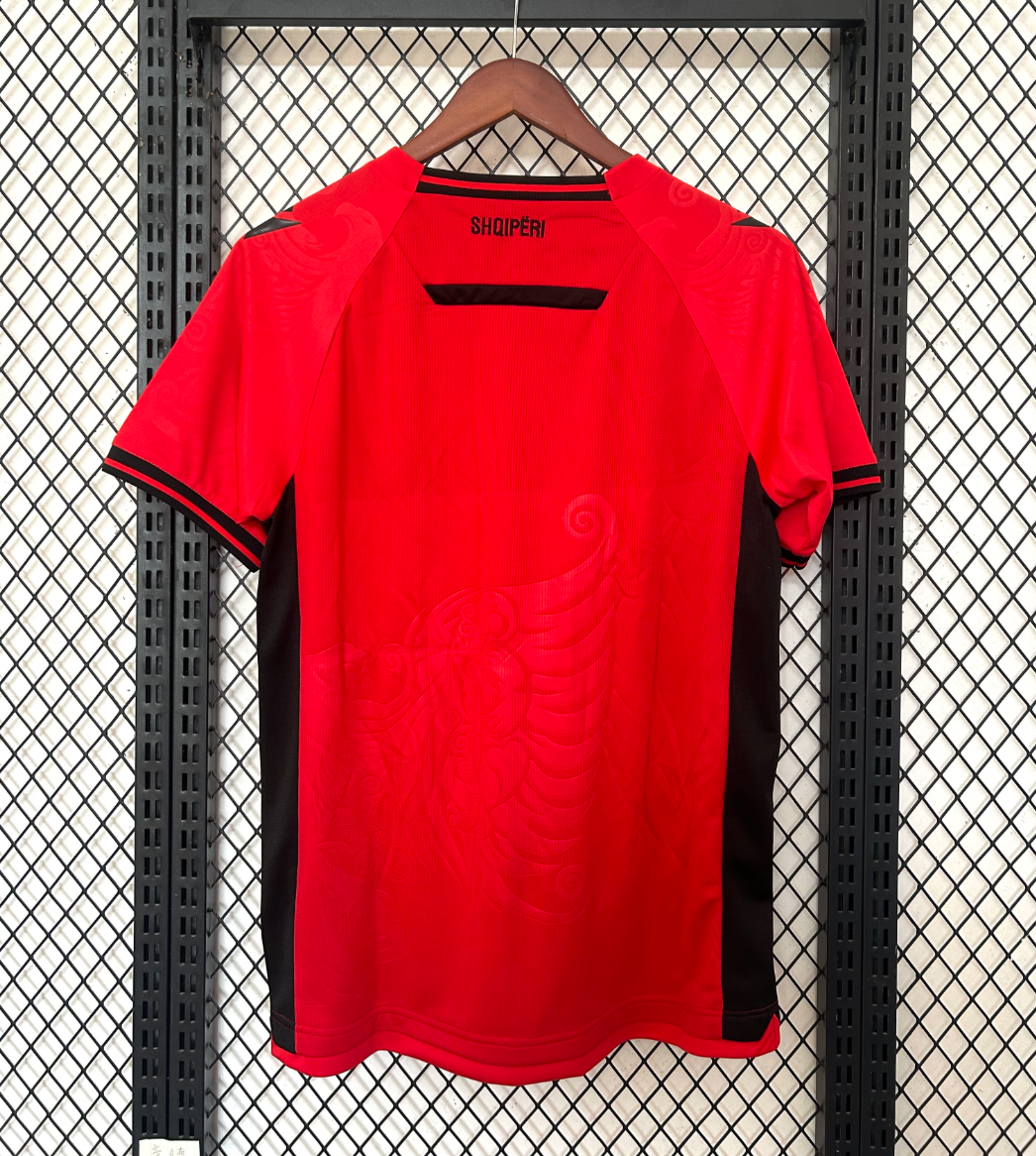 Equipamento Conceito Albânia Stussy