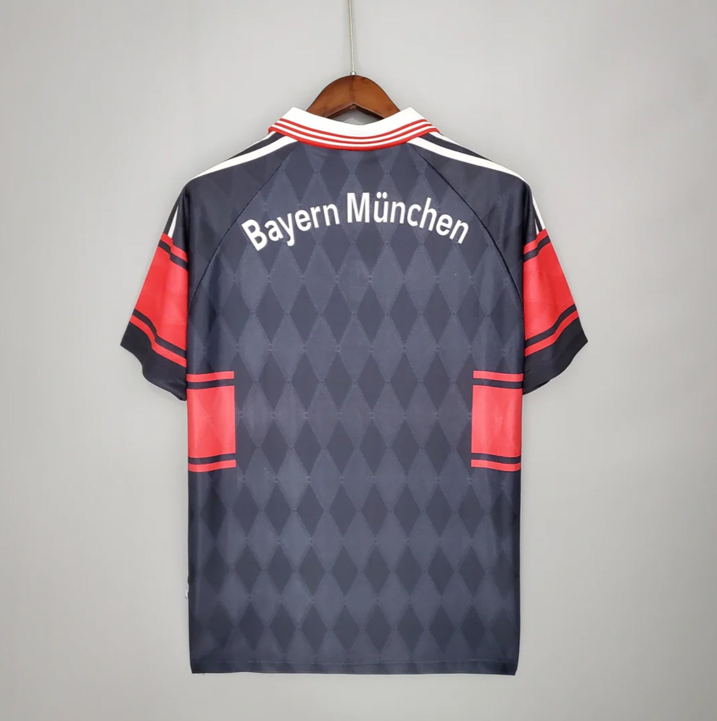 Bayern Munich 1998-1999 retro jersey