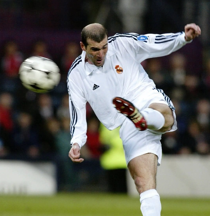 Camisola retro manga comprida casa Real Madrid 2001/2002