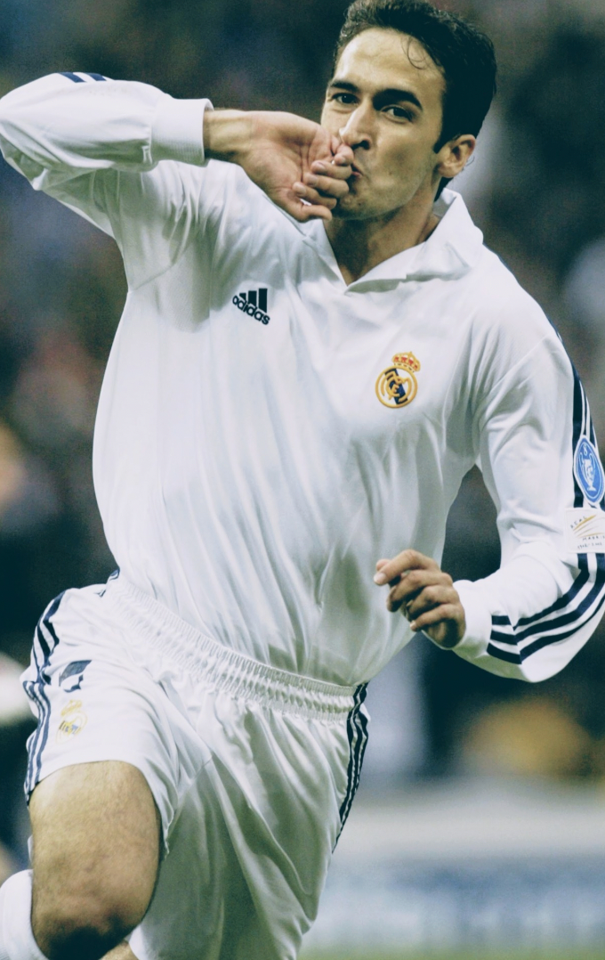 Camisola retro manga comprida casa Real Madrid 2001/2002