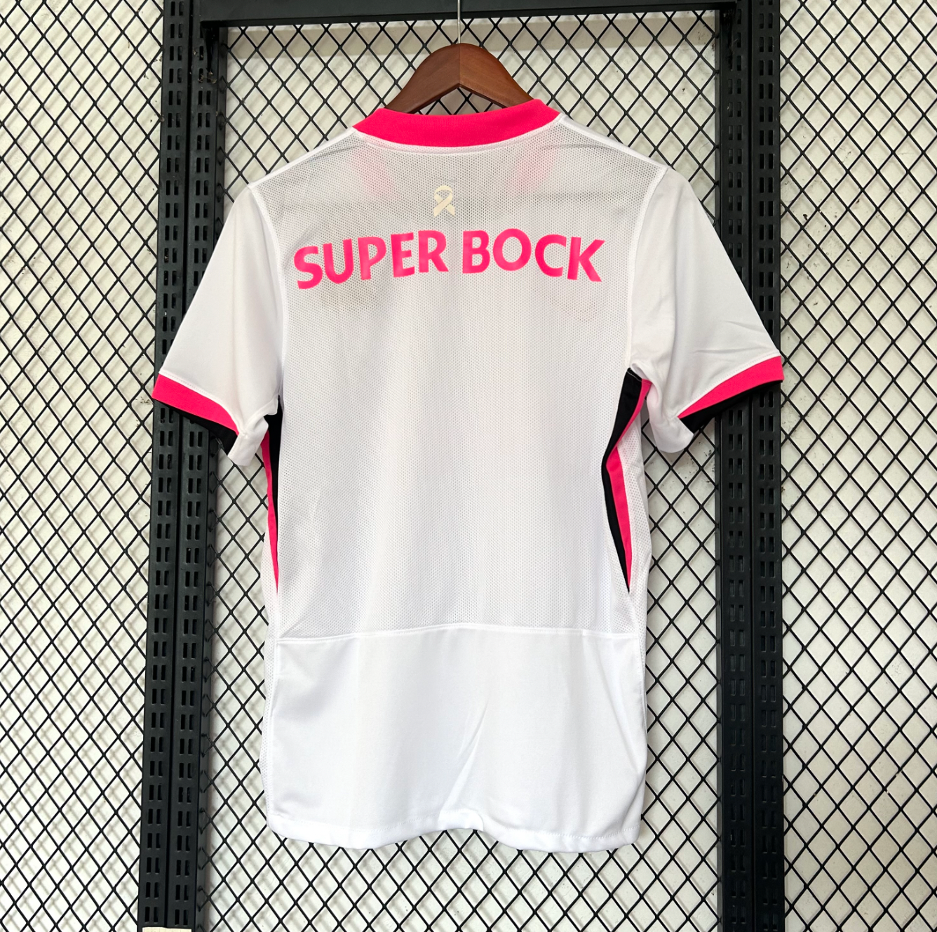 Maglia Sporting Lisbona Bianca e Rosa 2026