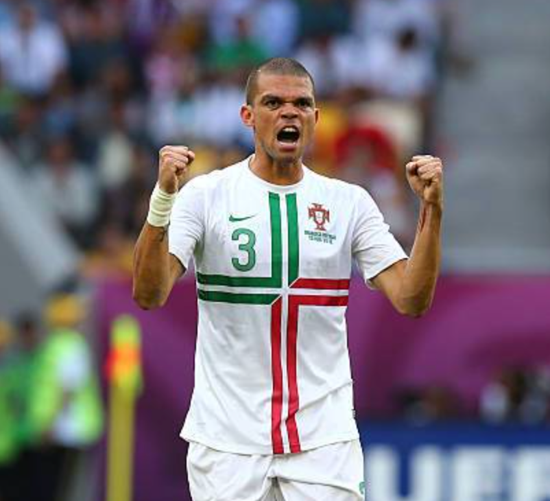 PORTUGAL RETRO AWAYJERSEY 2012