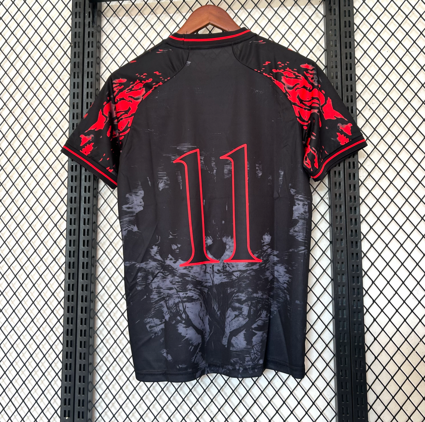 Camisola Edição Especial Hellfire Club x Stranger Things