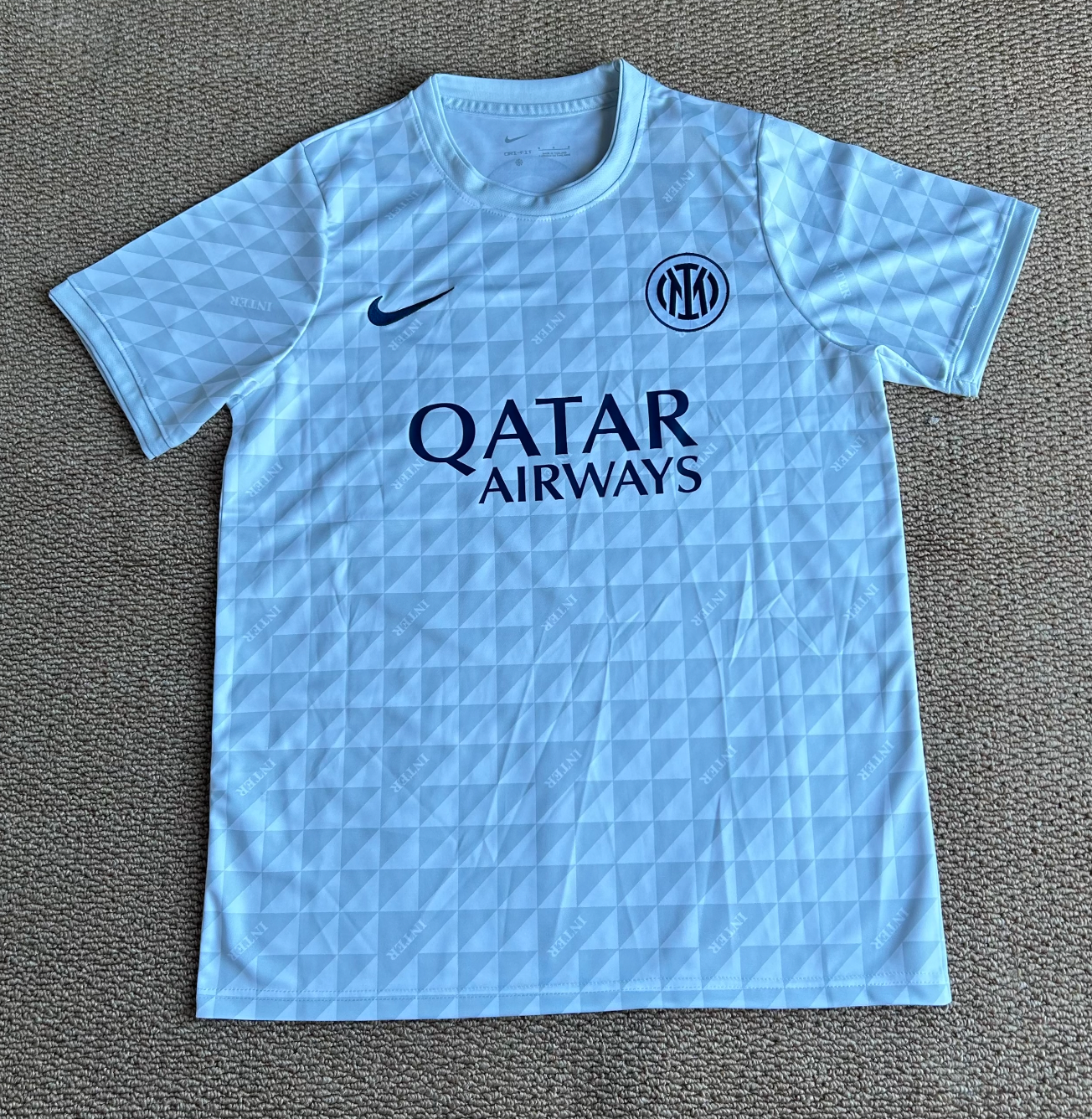 Camiseta prepartido del Inter de Milán 2026/2027