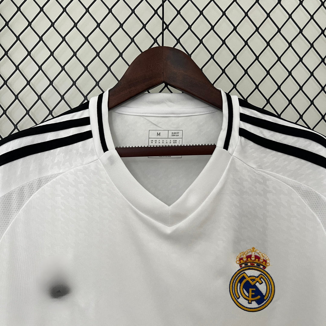 Real Madrid 2024/2025 Heim-Kit