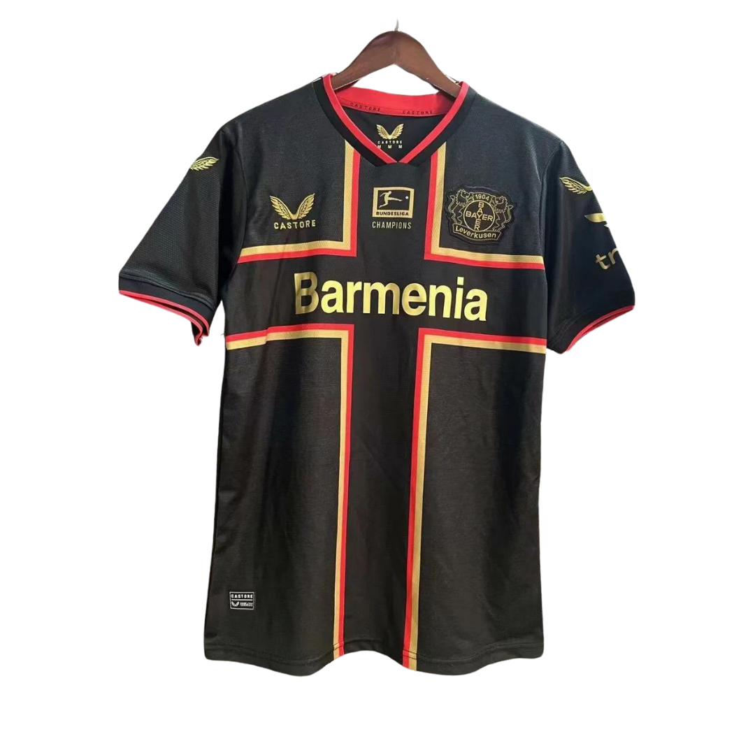Bayer Leverkusen 2024/2025 thuistenue