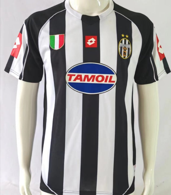 Uniforme local retro Juventus 2002/2003