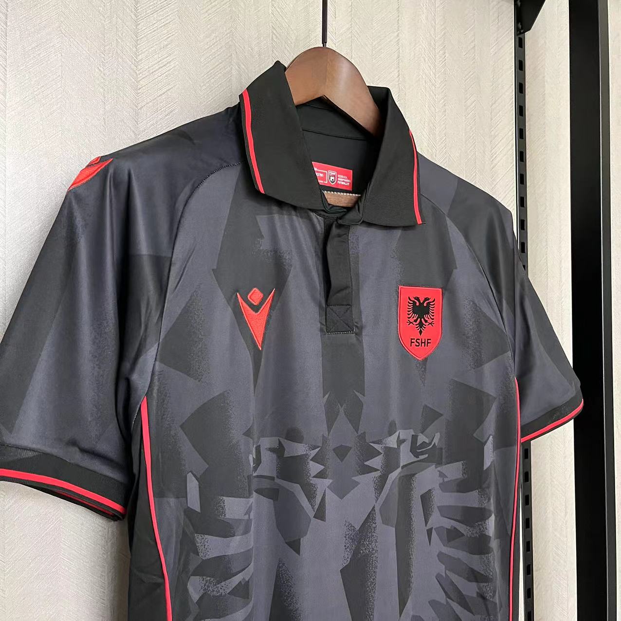 Maillot noir Albanie 23-24