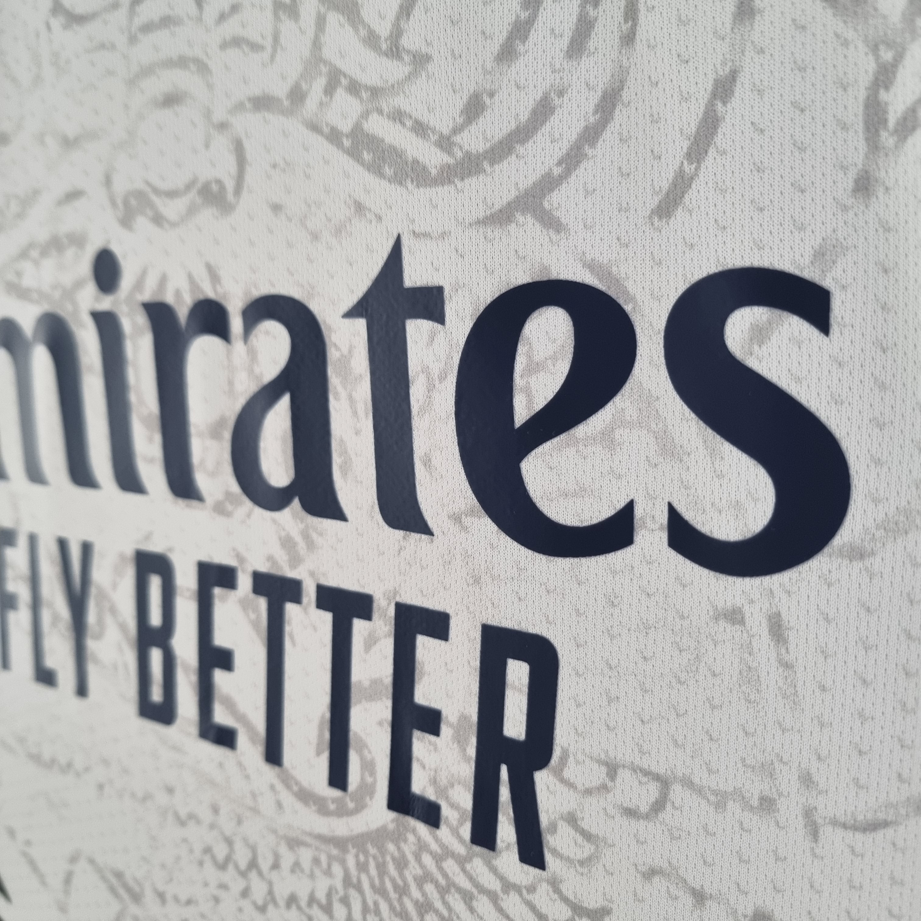 Maglia bianca Real Madrid ChineseDragon edizione speciale