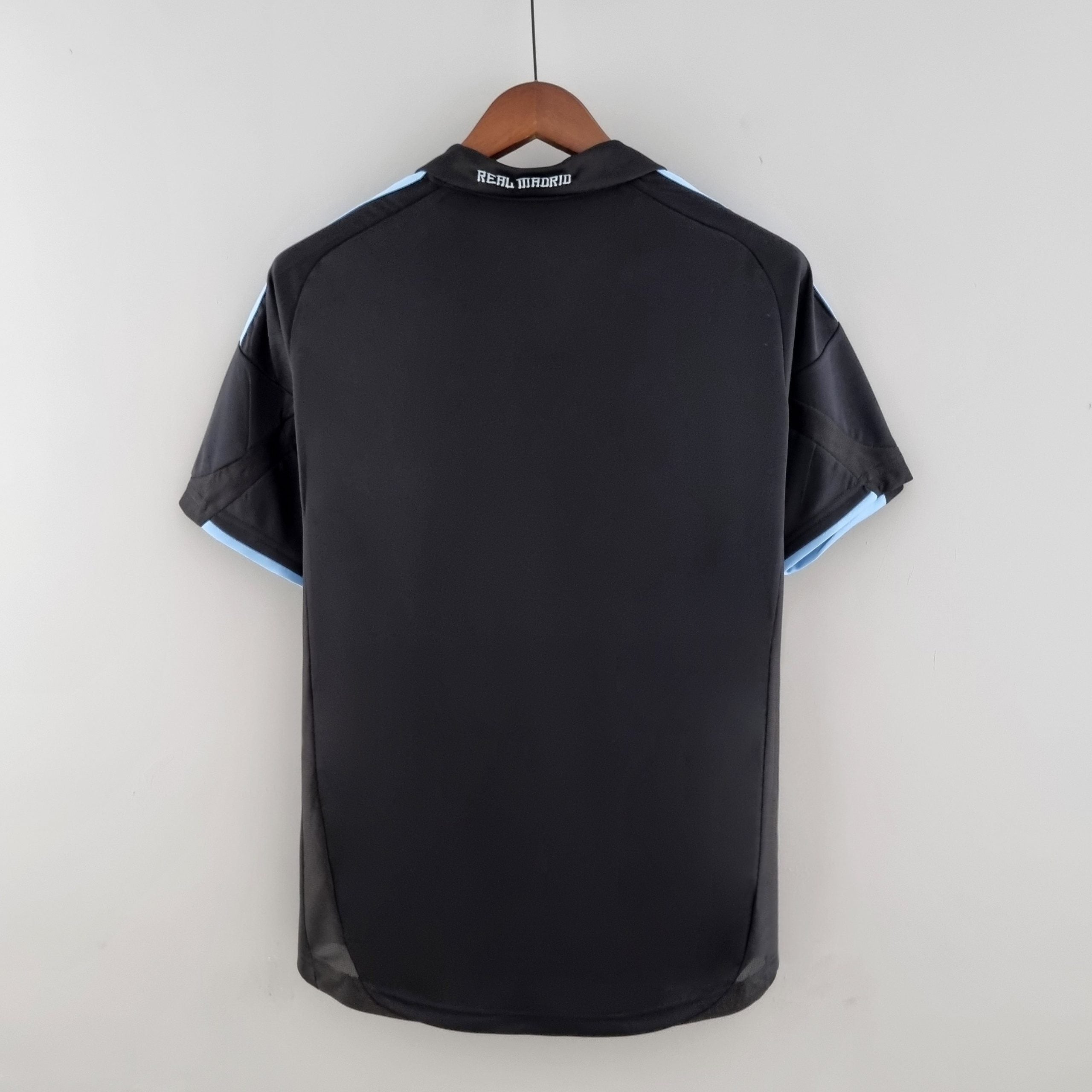 Camiseta retro Real Madrid 2009/2010