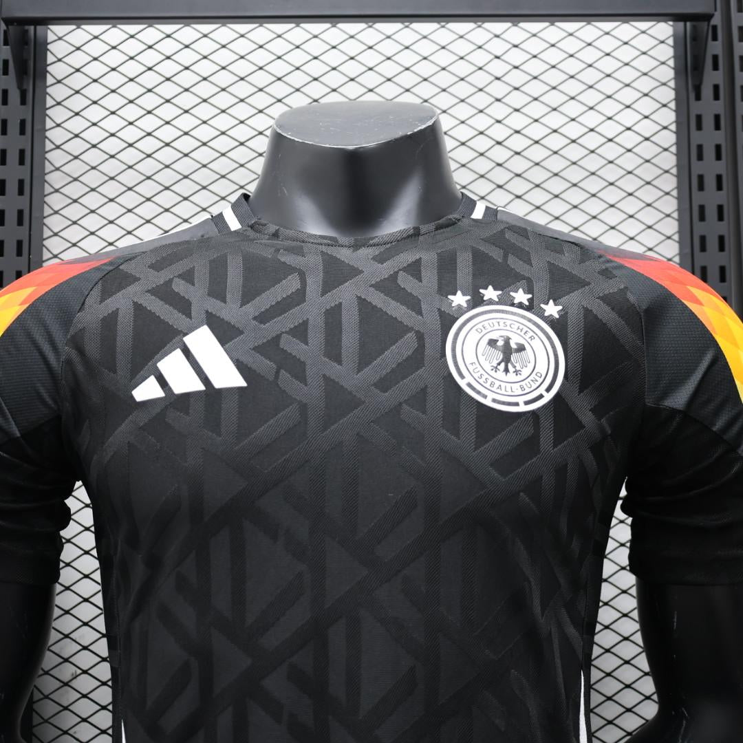 Kit casalingo Germania 2025-2026