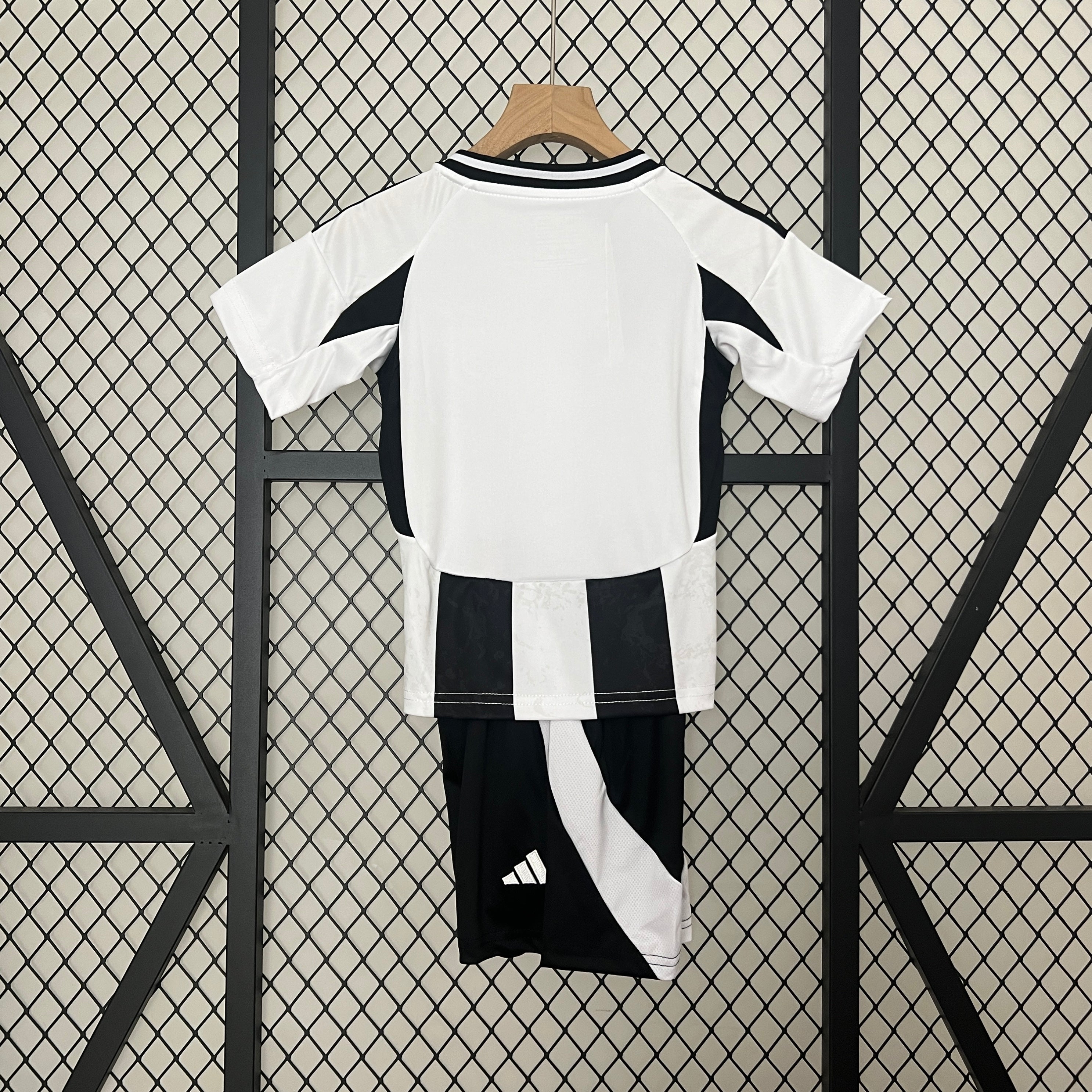 Camiseta para niños Juventus 24/25