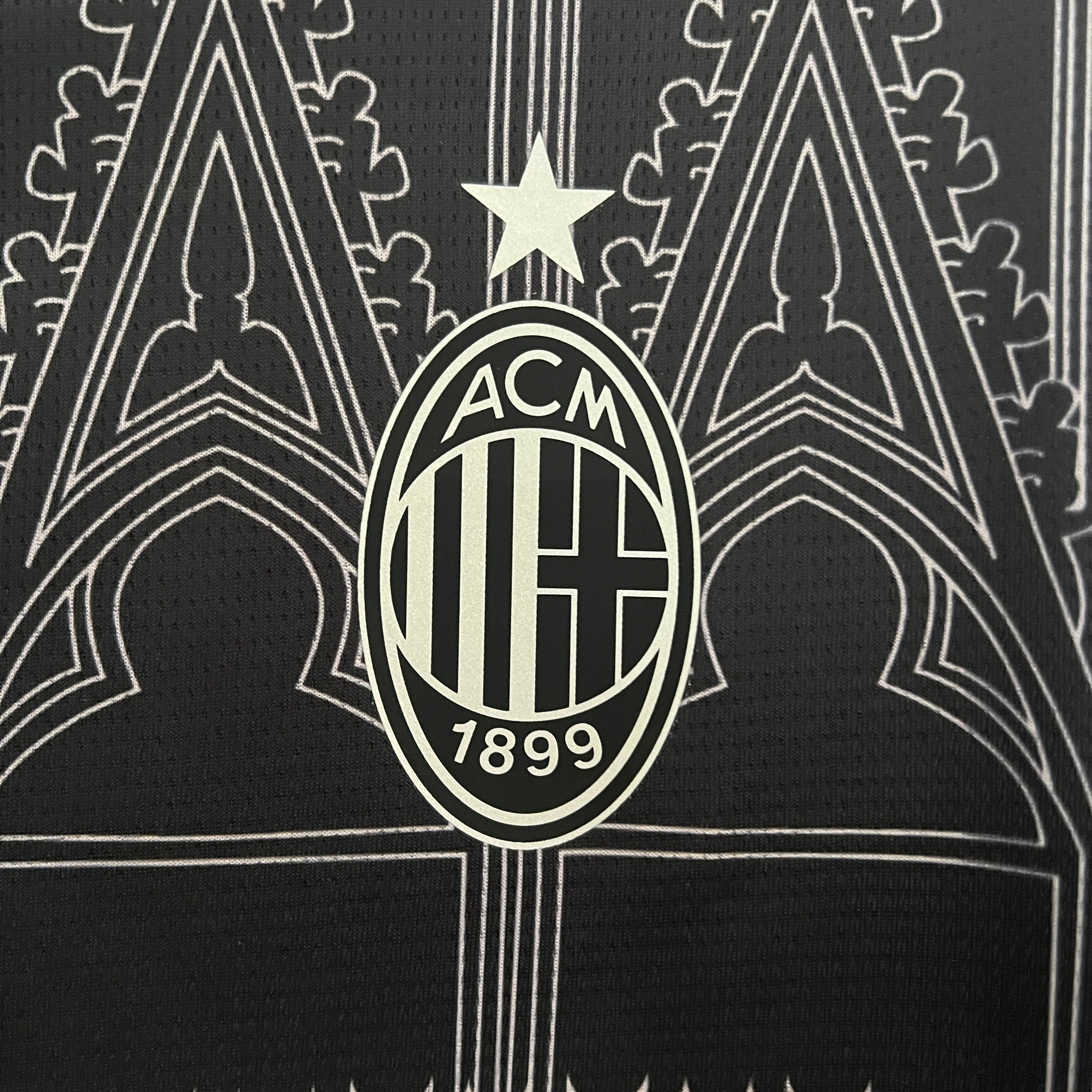 AC Milan 2024-2025 | 4.º equipamento Fora | Versão Escura