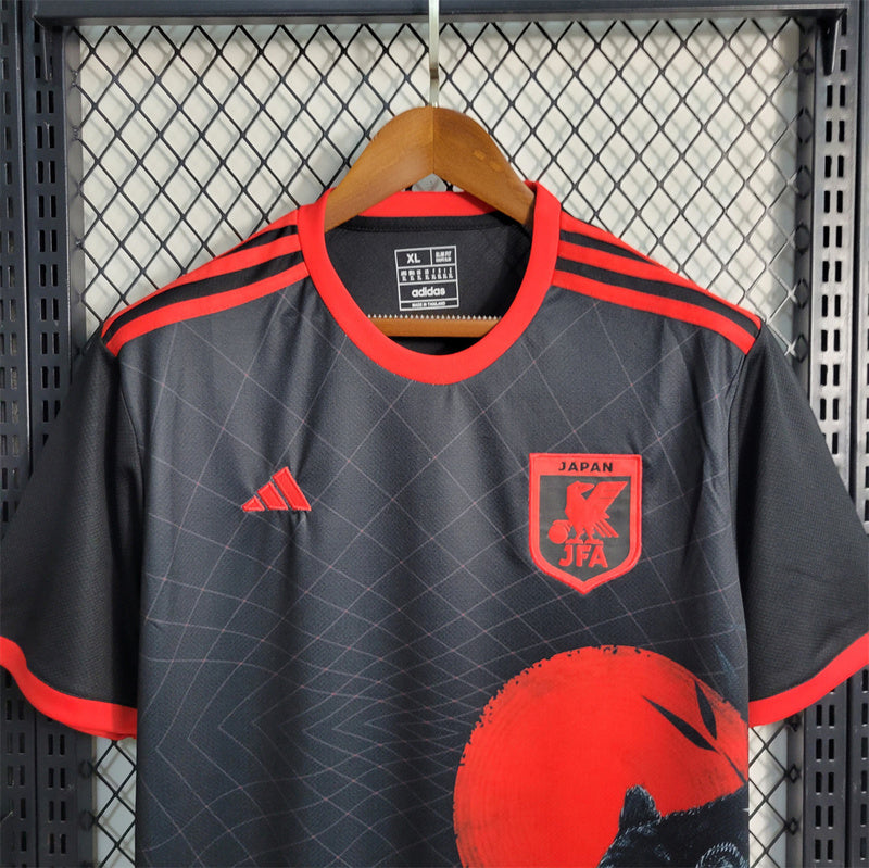 Édition spéciale tête de léopard noire Japon 23-24
