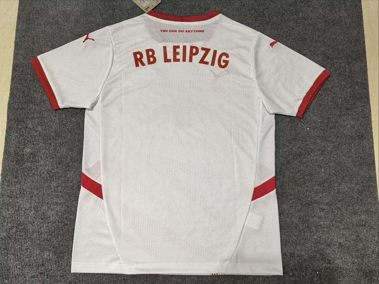 Kit casa Lipsia 2024/2025