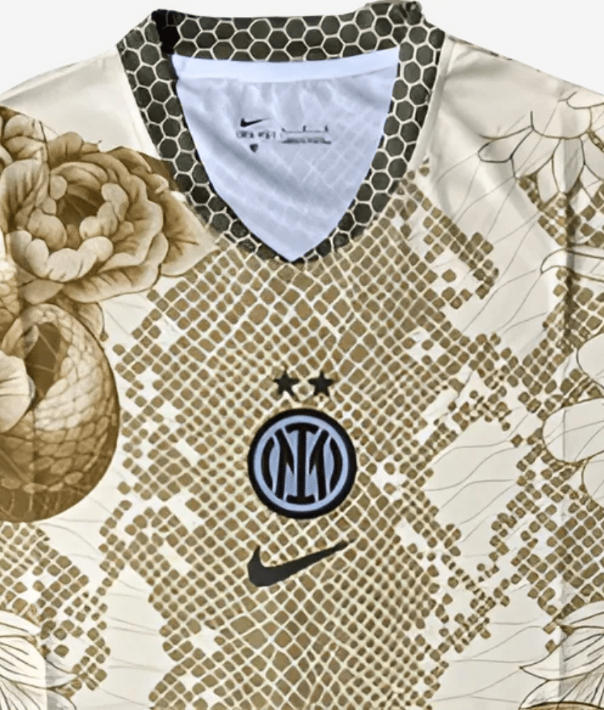 Inter Mailand Goldenes Schlangen-Trikot Sonderedition