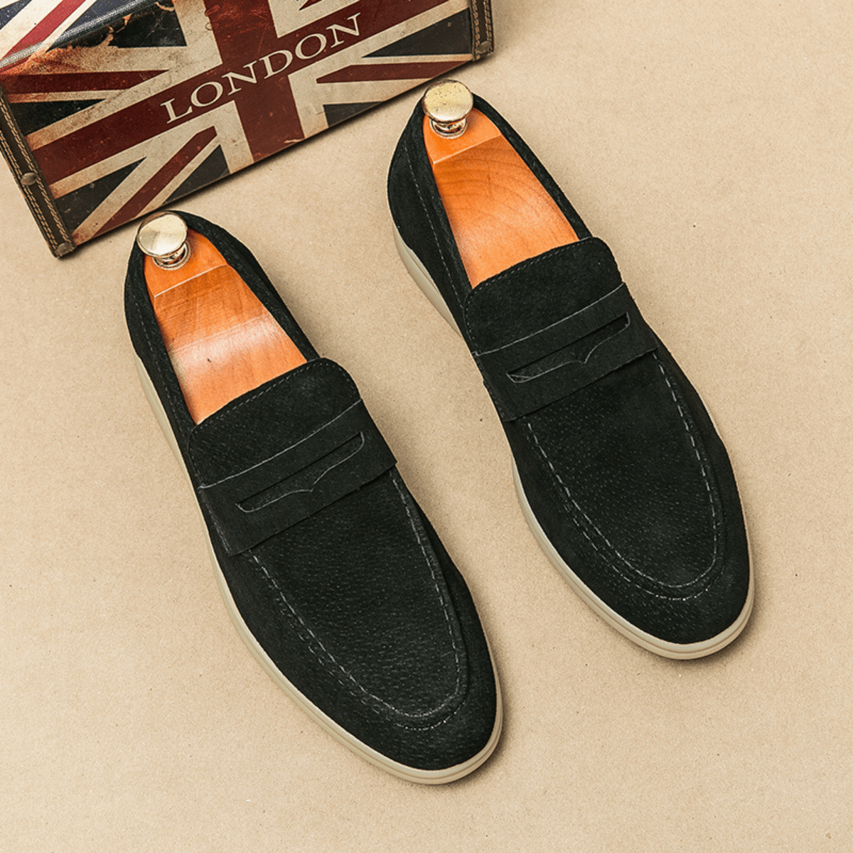 Herren Slipper Klassische Passform — Zeitloser Stil