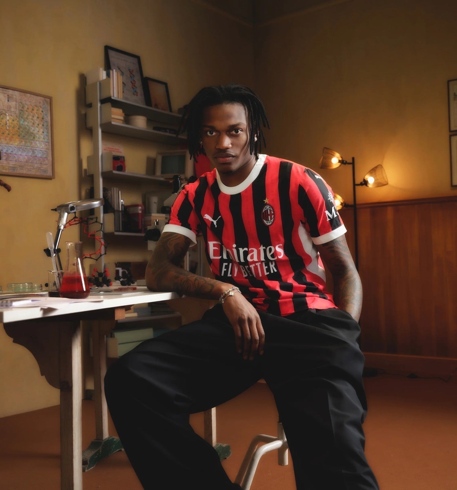 Camisola versão jogador AC Milan principal 2024/25