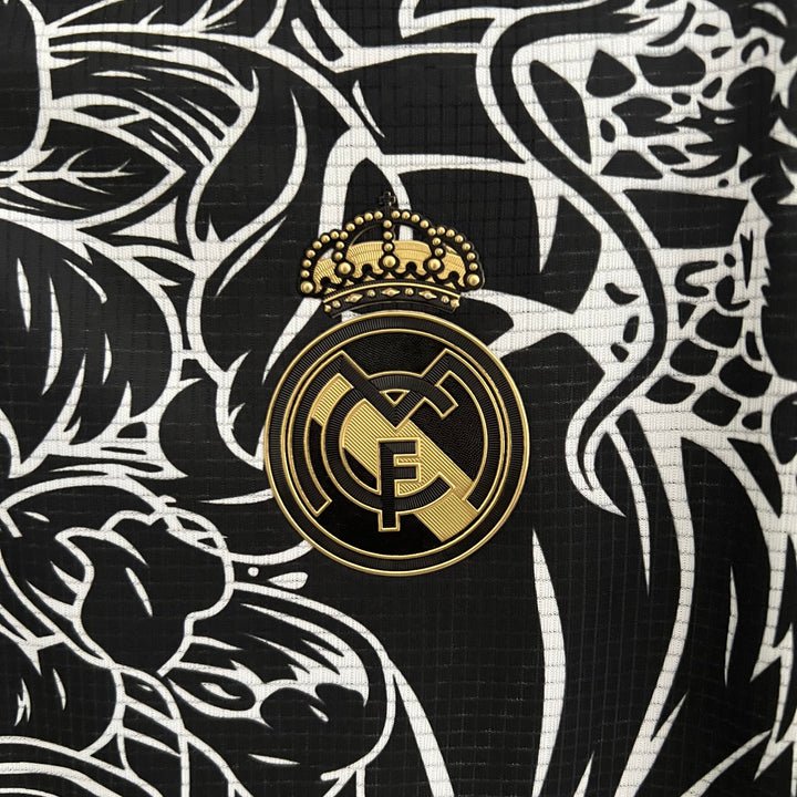 Real Madrid Dragon Mítico Speciale Editie Kit