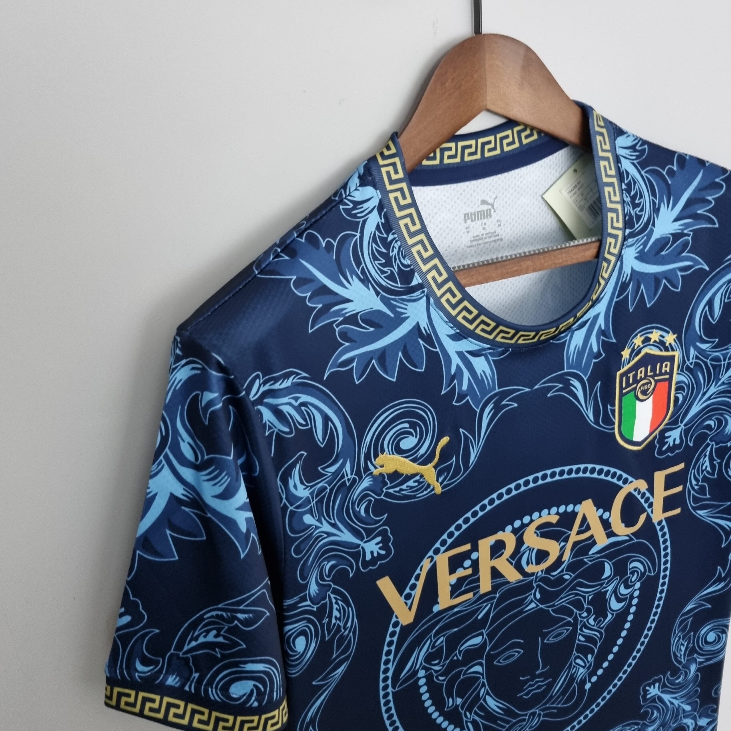 Equipamento conceito ITÁLIA X VERSACE