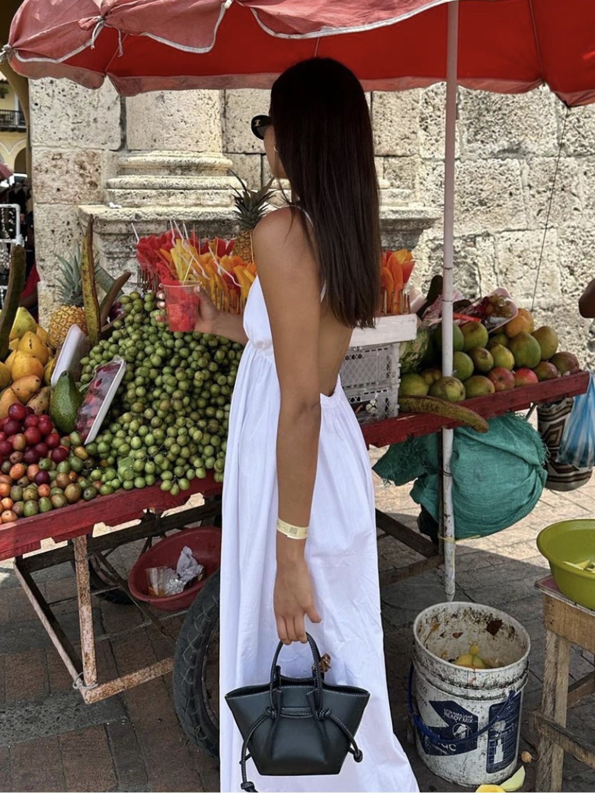 Damen Maxikleid — V-Ausschnitt, ärmellos, offener Rücken, bodenlang