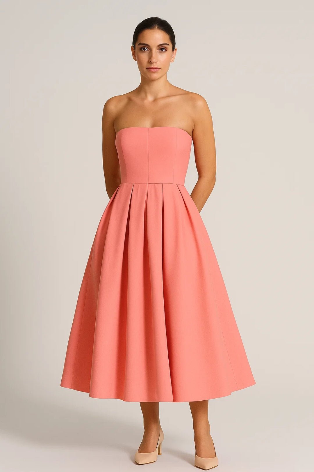 Robe midi pour femme — Bustier ajusté sans bretelles, jupe évasée