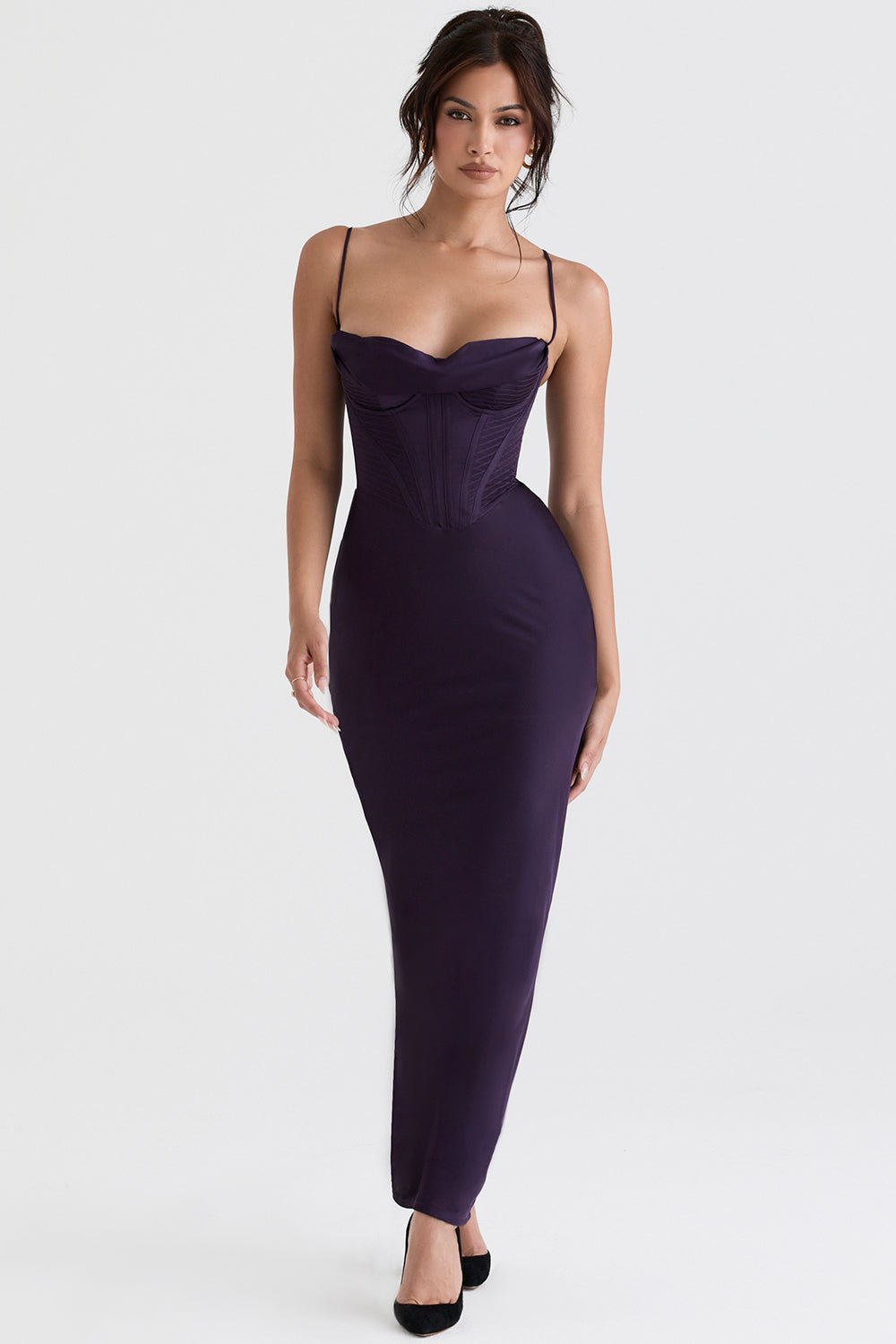 Vestido mini para mujer — ajustado con cierre trasero de lazo plisado
