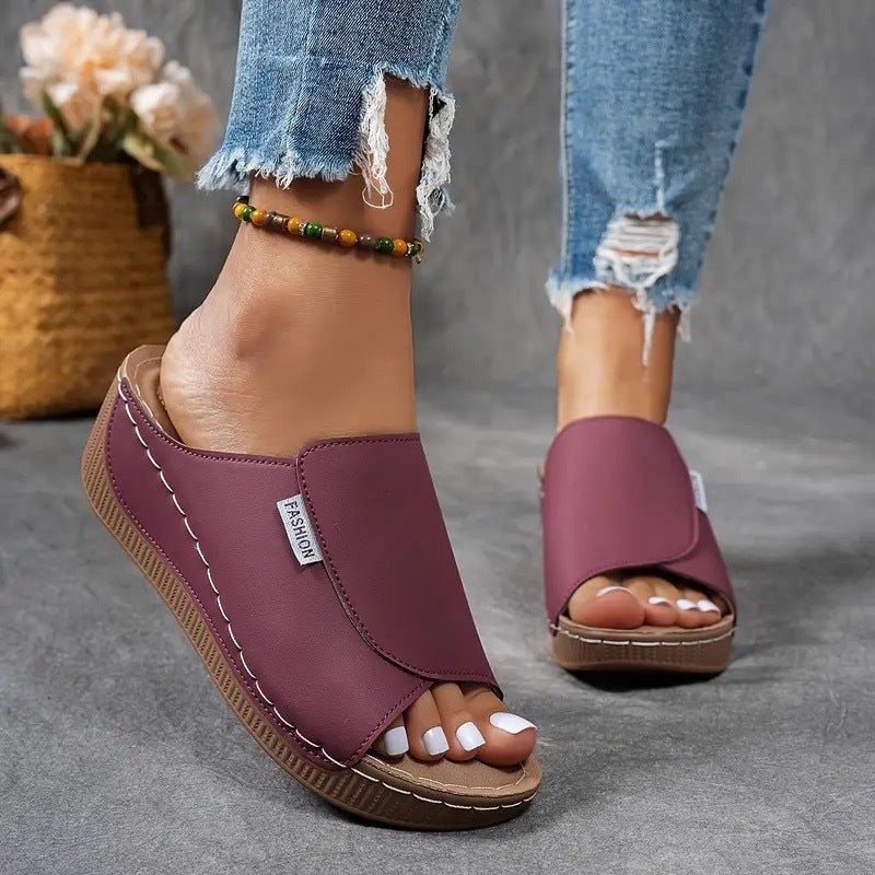 Sandali con zeppa da donna — Design slip-on con punta aperta e plateau
