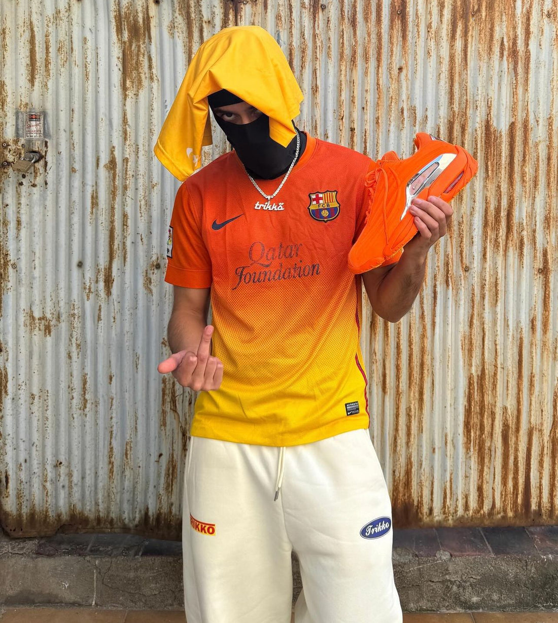 FC Barcelona's 2012-2013 Away Kit: A Hip-Hop Style Icon in Vibrant Orange