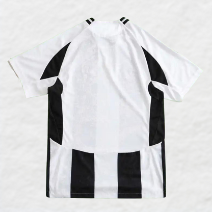 Maillot domicile de la Juventus 2024/25