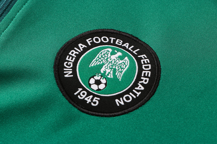 Nigeria 22-23 Grüner Trainingsanzug