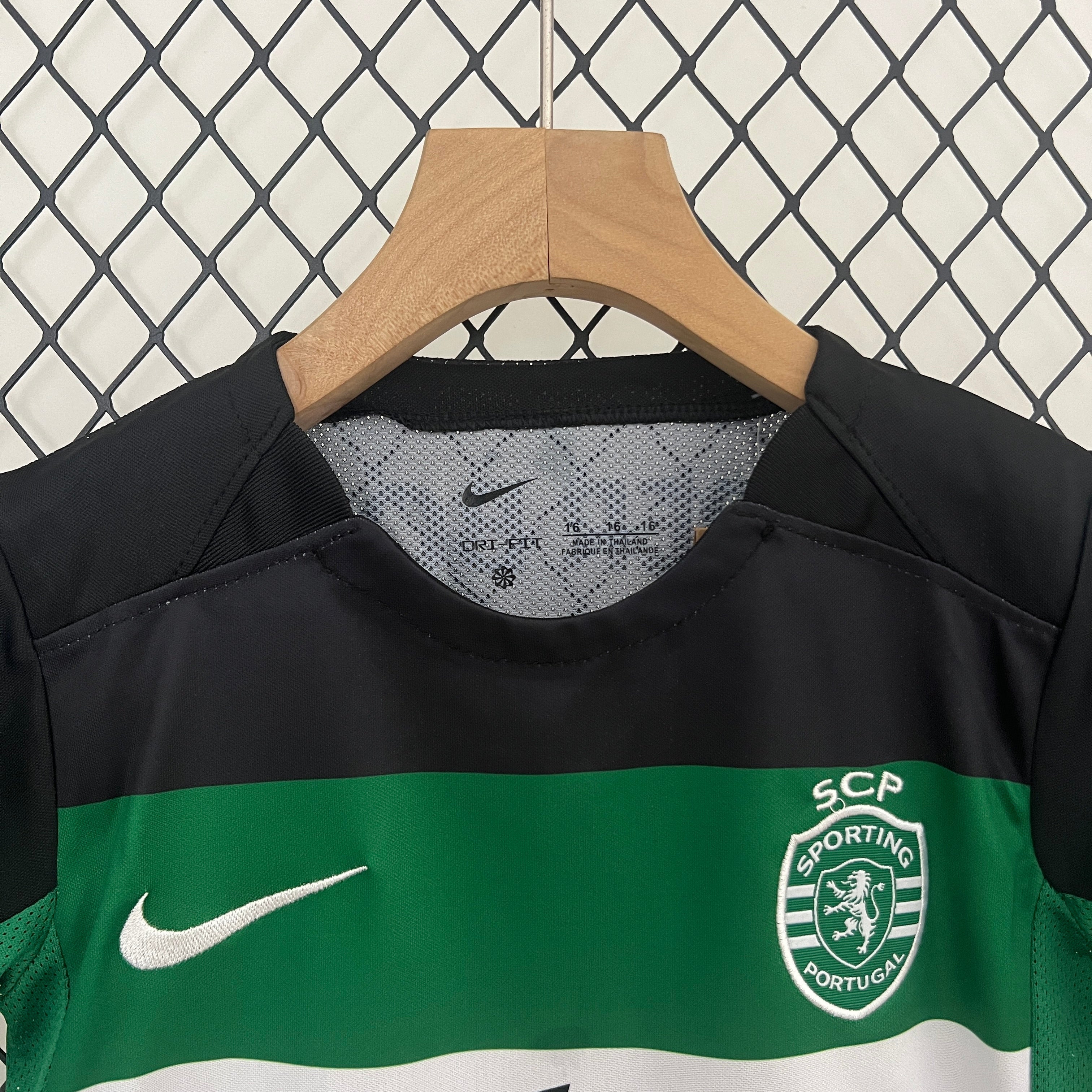 maillot enfants Sporting Lisbonne 24-25