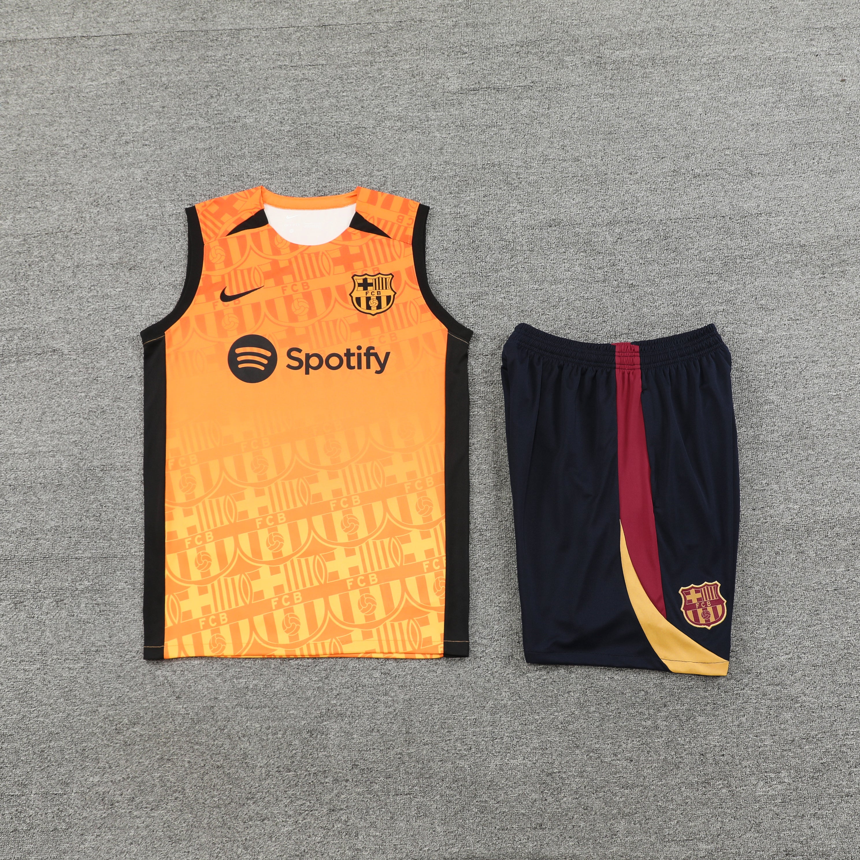 Set allenamento arancione Barcelona 2024/25