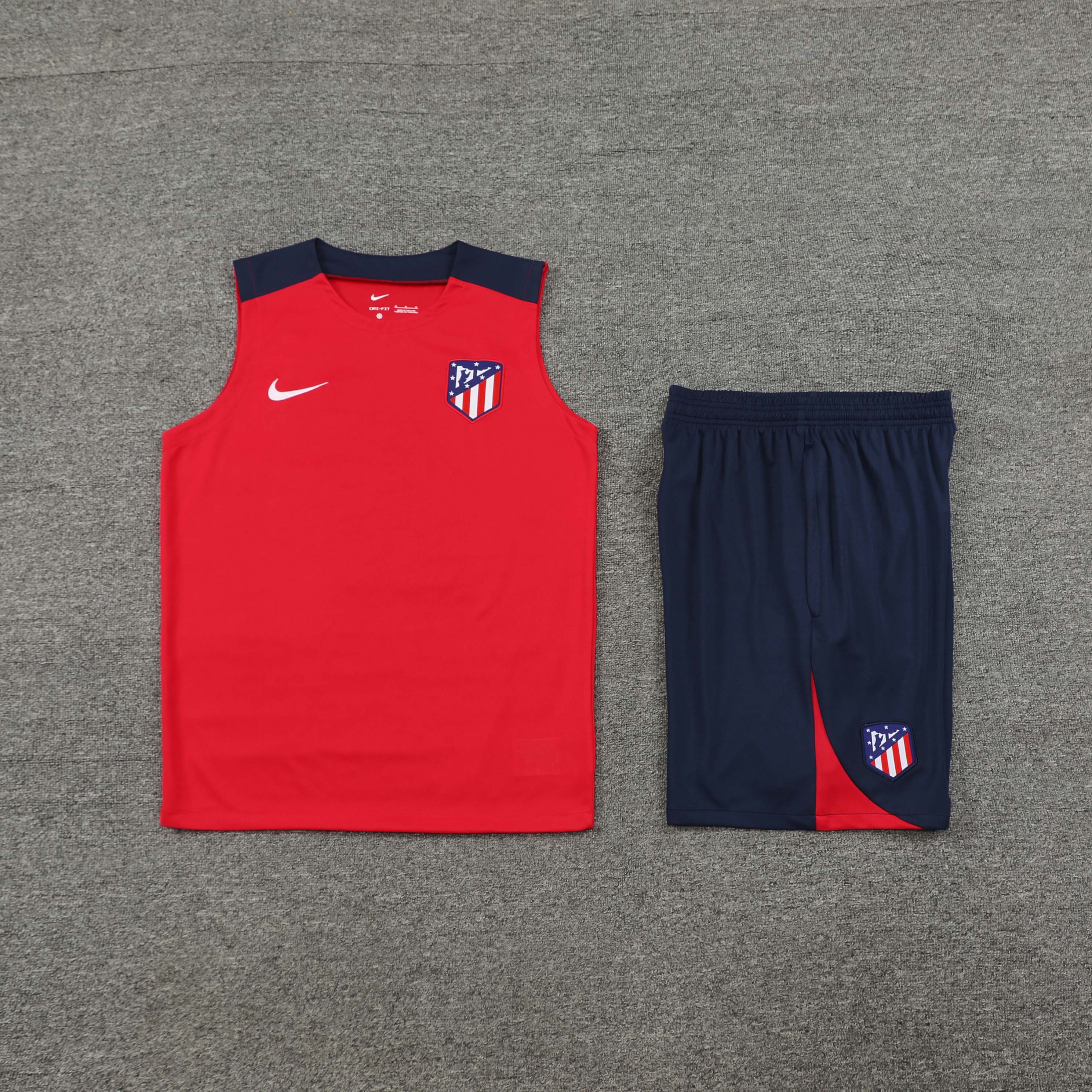 Ensemble d'entraînement Atlético Madrid 2024/25